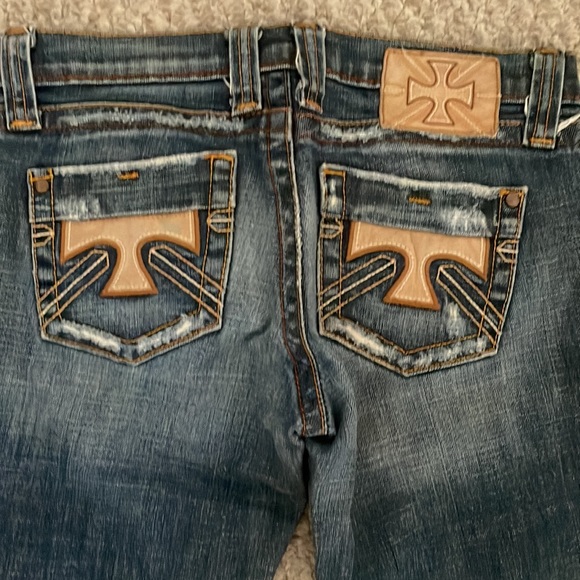 Plastic by Gly. Distressed jeans. Size 7 - Picture 3 of 4